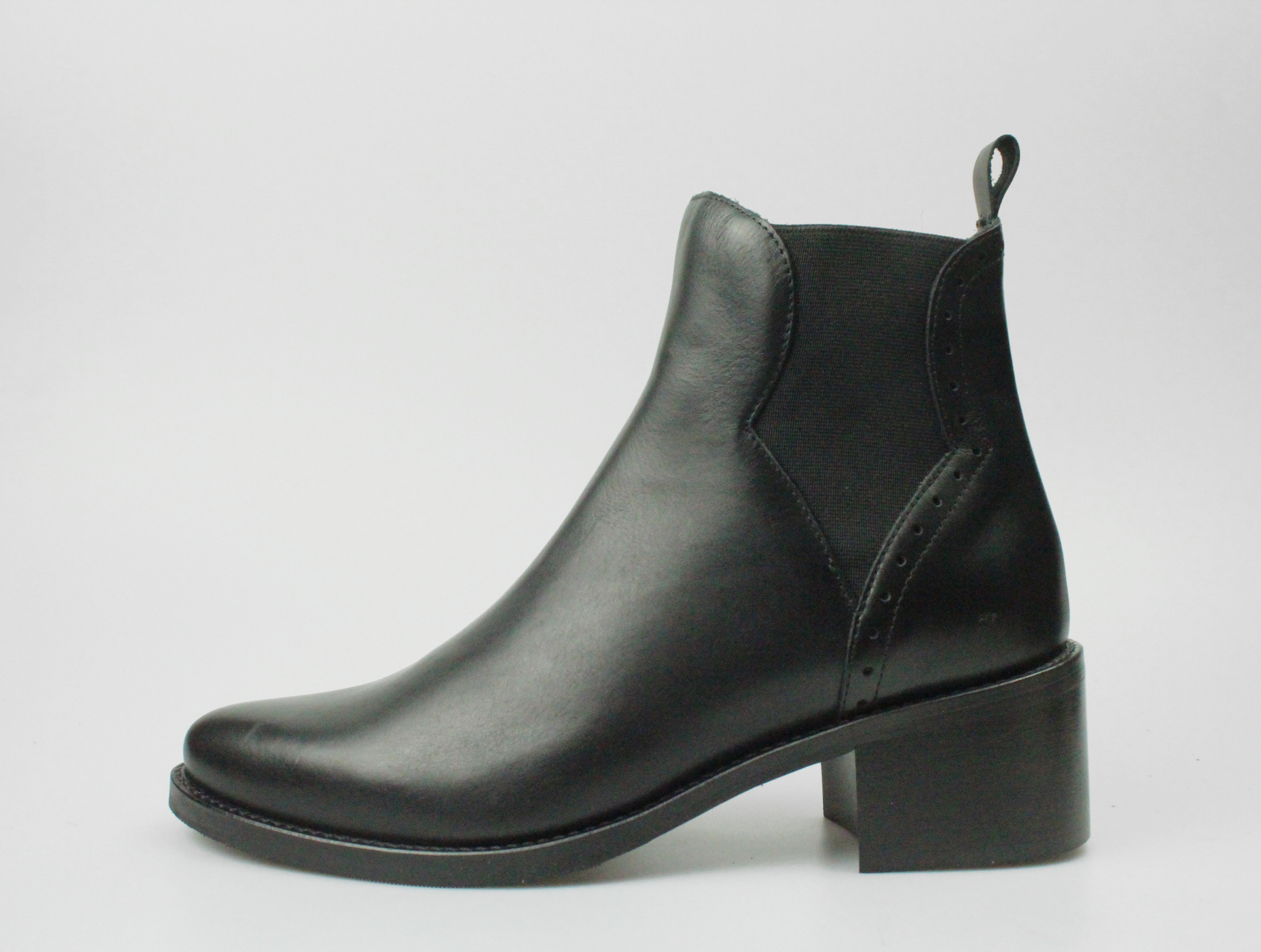 8506*CNOIR